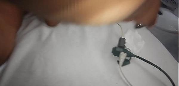 Usando enorme dildo en mi hermana ella tiene un cuerpo muy sexy esta bien buena parte 2